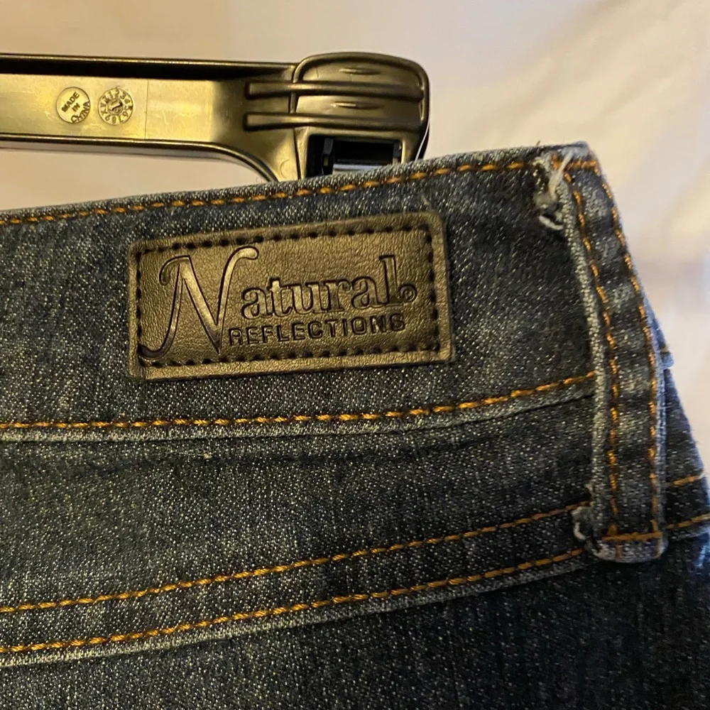 EUC Natural Reflections denim jeans. Size 12P. - Picture 7 of 11